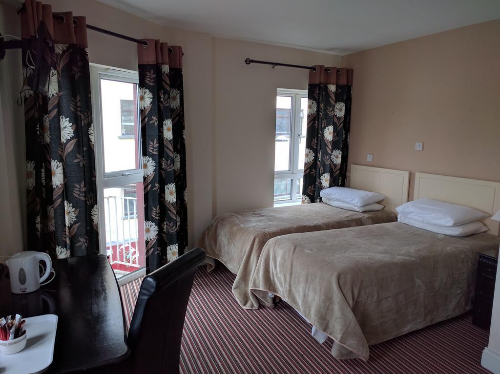 Galway Arms Inn Exteriör bild